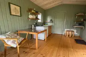 Lisopolosa Cottage, Suvorov