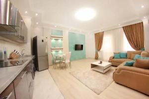 Uyutnaya dvuhkomnatnaya ryadom s TRTs Mega Apartments, Almaty