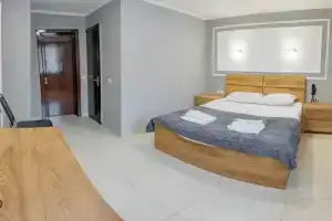 Byudzhetnyy nomer s 1 krovatyu ili 2 krovatyami, zavtrak vklyuchen Apartments