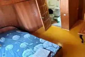 Dvuhmestnyy nomer s 1 krovatyu komfort dlya dvuh gostey s vidom-2 Apartments, Shirokaya Balka
