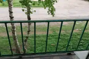 Uyutnaya v zareche ryadom s podvodnoy lodkoy Apartments, Vytegra