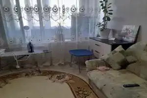 Uyutnaya v dome s liftom Apartments, Yarovoye