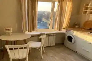 Uyutnaya v tsentre s vidom na park i fontan Apartments, Sovetsk