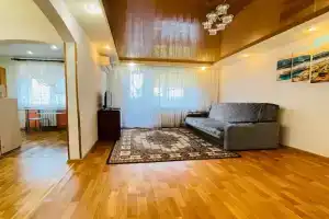 Uyutnaya v tsentre goroda Apartments, Alchevsk