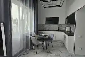 Dlya 1-4 gostey: beskontaktno, polnyy nabor sovremennoy tehniki Apartments, Nakhabino