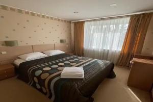 Dvuhmestnyy nomer s 1 krovatyu Polulyuks, Dzhunior Syuit Apartments