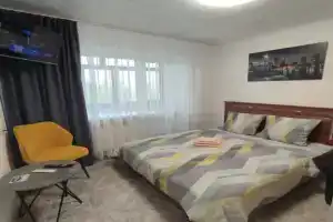 Chistaya, uyutnaya v tsentre Mirnogo Apartments, Mirnyj