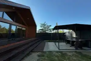 Dom v arendu na ozere Uvildy Cottage