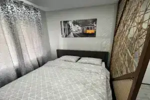 Novaya i chistaya studiya v zakrytom ZhK Apartments, Tsemdolina