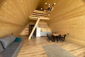 Tipi Kosmo Treugolnik Cottage, Maloyaroslavets