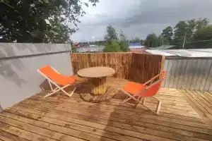 Domik s terrasoy v cherte goroda Cottage, Vyborg