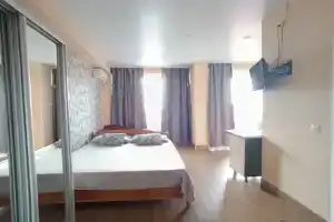 s vidom na more na 9 etazhe s balkonom Apartments, Lazarevskoye