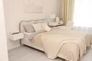 Ogromnaya dvushka ryadom s Primorskim parkom Apartments, Mariupol