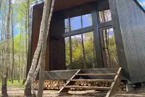 Domik v lesu Cottage, Aleksandrov