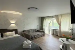 Uyutnaya 3h komnatnaya na Krestyanskoy Apartments