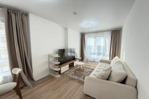 Prostornaya evro 3h komnatnaya dlya turistov i komandirovok Apartments, Shcherbinka