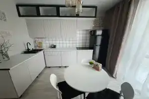 Uyutnye apartamenty, Mariupol