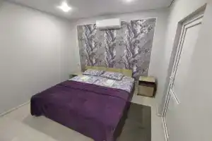 Dvuhmestnyy nomer s 1 krovatyu standart s vidom na more Apartments, Novyjj Afon