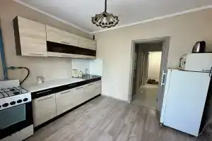 3-komnatnaya Apartments