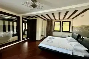 Dvuhmestnyy nomer s 1 krovatyu Kayuta Komfort s dzhakuzi 1-ya paluba Apartments, Bor