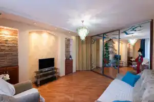 v otlichnom mikrorayone Apartments