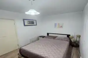 2-komnatnaya Apartments, Moscow