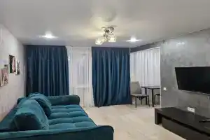 Lyuksovaya 2-komnatnaya v tsentre Apartments, Mariupol