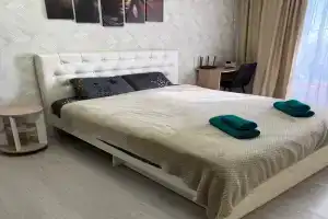 Uyutnaya s vidom na more Apartments, Mariupol
