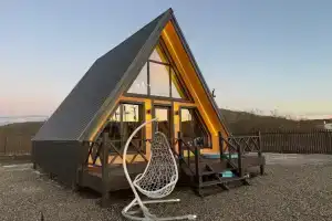 Uyutnyy A-freym vdali ot gorodskoy suety Cottage, Vladivostok