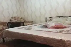 1 komnatnaya v novom rayone Apartments, Alchevsk