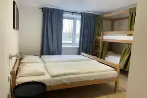 Chetyryohmestnyy nomer semeynyy nomer TWIN + dvuhyarusnaya krovat ( no 1) Apartments