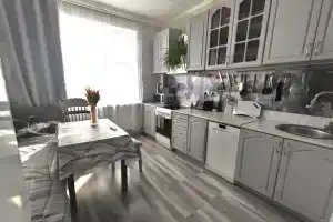 Uyutnaya s bolshoy kuhney Apartments, Pevek