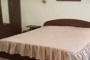 2-komnatnaya Apartments, Yarovoye