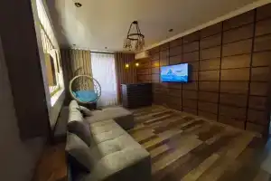 Lyuks apartamenty v tsentre