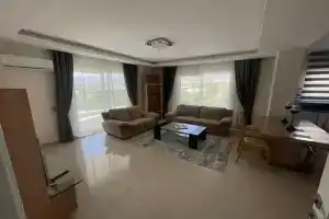 Prostornye apartamenty Soysal v Mahmutlare, Alanya