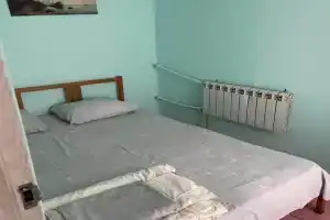 Domik s baney i chanom Cottage, Livny