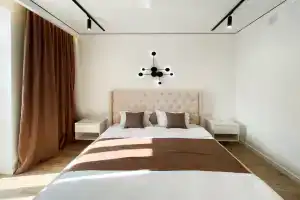 Five New business-class apart r-house near mega, Almaty