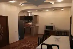 Dzhermuk apartamenty v tsentre