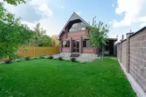 Uyutnyy kottedzh na ozere Kumkul Cottage