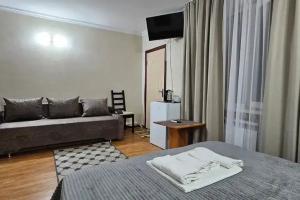 N4 Apartments, Lazarevskoye