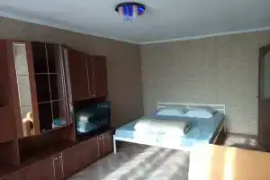 1-komnatnaya Apartments, Mariupol
