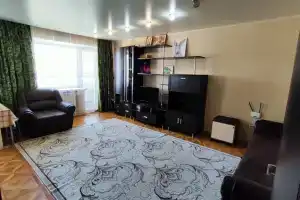 Uyutnaya ve ryadom s natsionalnym parkom Taganay Apartments, Zlatoust