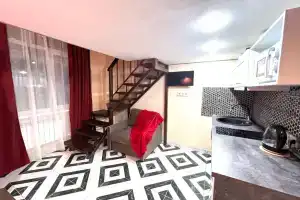 Novaya dvuhurovnevaya studiya loft v samom tsentre ramenskogo Apartments, Ramenskoe