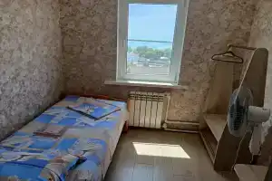 Odnomestnyy nomer ekonom s vidom na more Apartments, Lazarevskoye