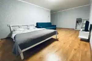 v tsentre goroda Apartments, Lobnya