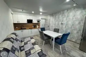 Uyutnaya nedaleko ot tsentra Apartments, Kirillov