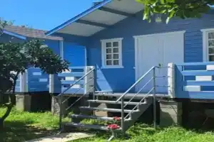 Eko domik na beregu morya Cottage, Agudzera