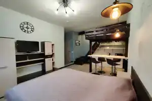 Uyutnaya -studiya v stile loft Apartments, Elektrostal
