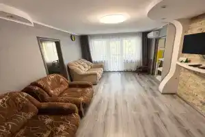 Otlichnaya v Primorskom rayone Apartments, Mariupol