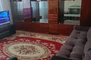 Uyutnaya ryadom s ozerom Yarovoe Apartments, Yarovoye